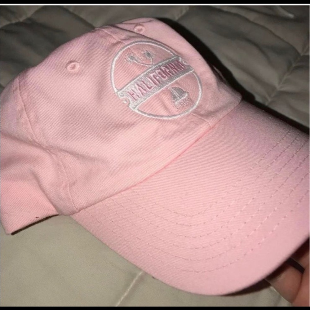 Pink Hat - Picture 2 of 3
